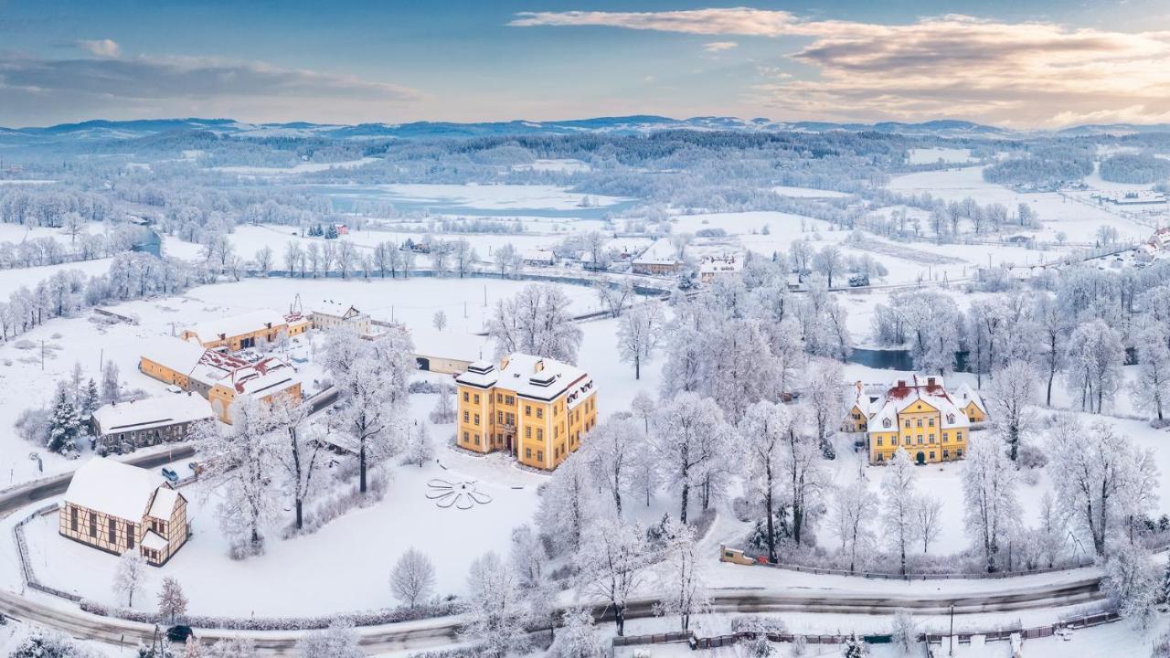 Palac Lomnica - Karkonosze / Riesengebirge イェレニャ・グーラ エクステリア 写真