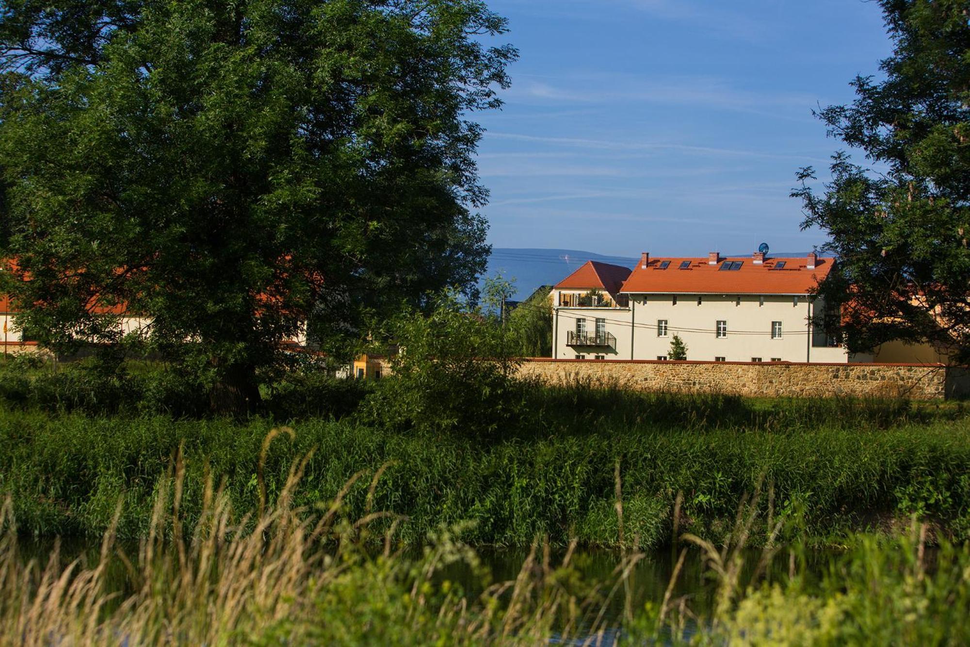 Palac Lomnica - Karkonosze / Riesengebirge イェレニャ・グーラ エクステリア 写真